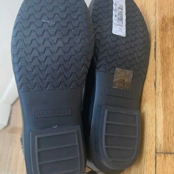 Burberry rain boots - Picture 5 of 6
